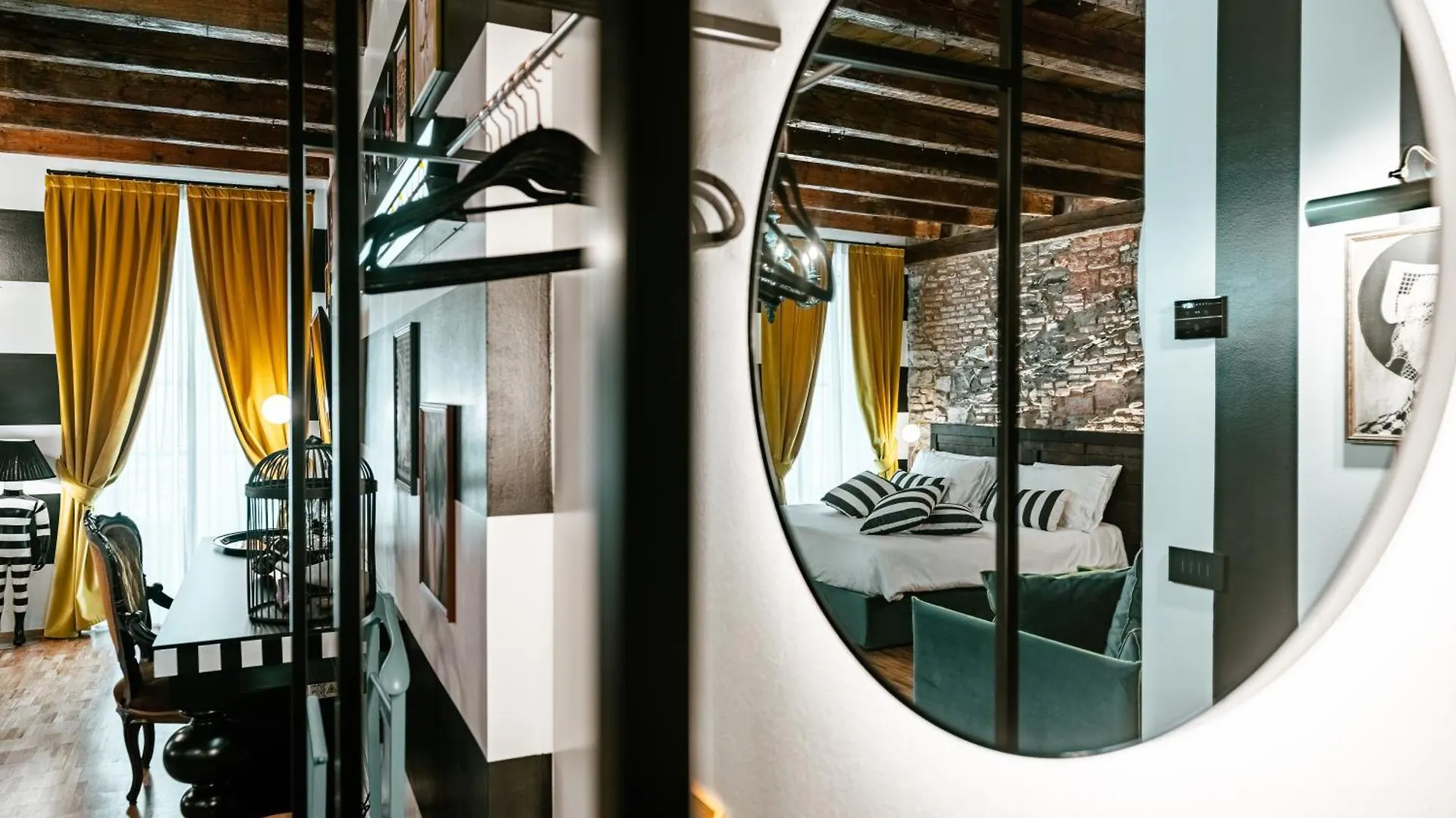 Guest house Aurum - Como Luxury Suites Italy