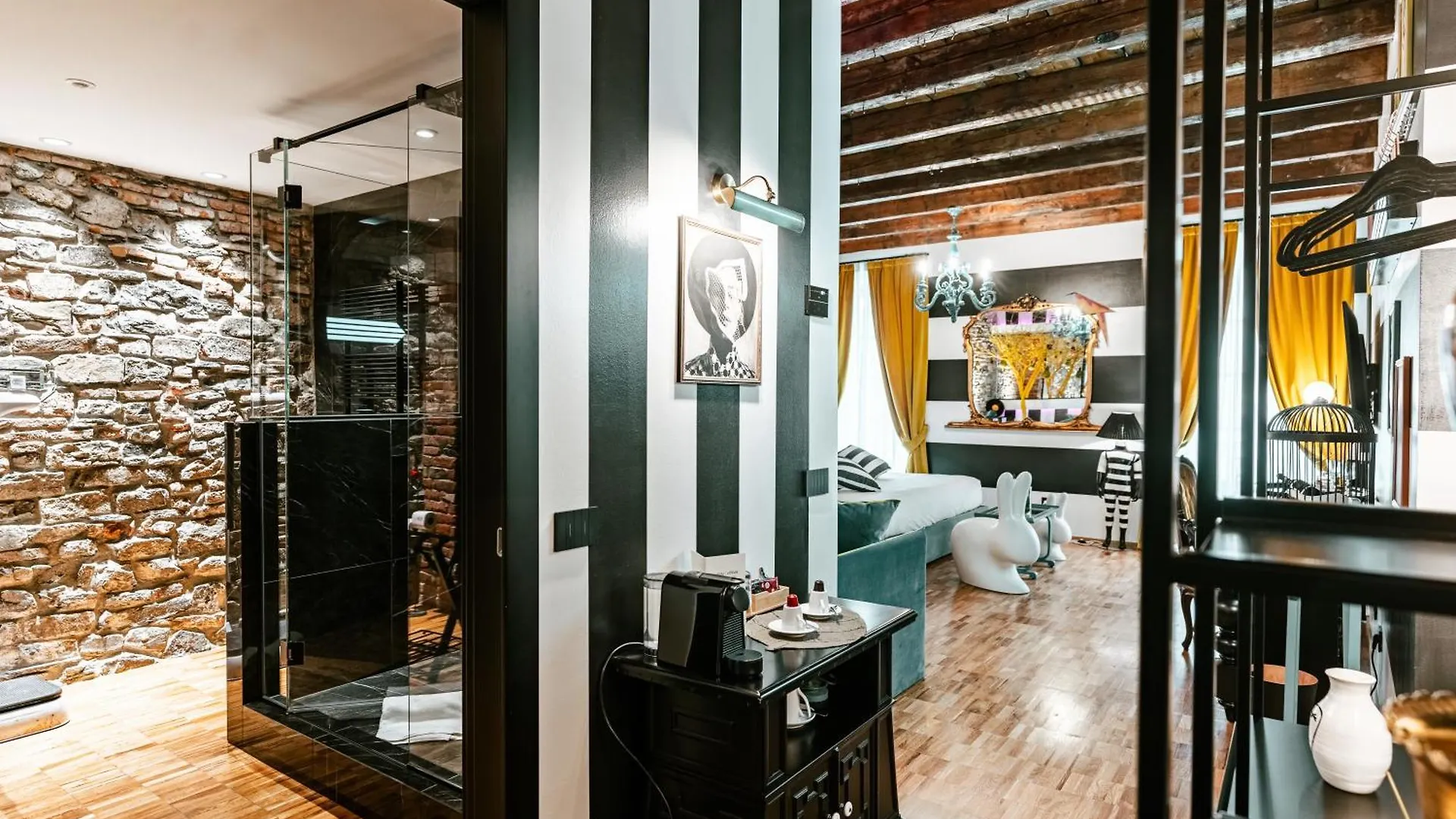 Aurum - Como Luxury Suites